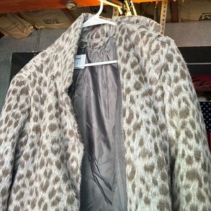 Xl long jacket never worn